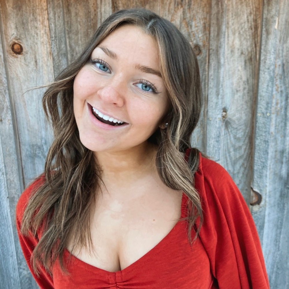 Meet your Posher, Ashley